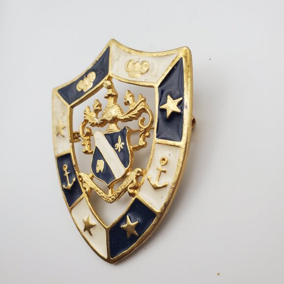 Vintage Replica Enamel Royal Navy Crest Pin Brooch Navy Blue Gold White Nautical - Picture 2 of 4